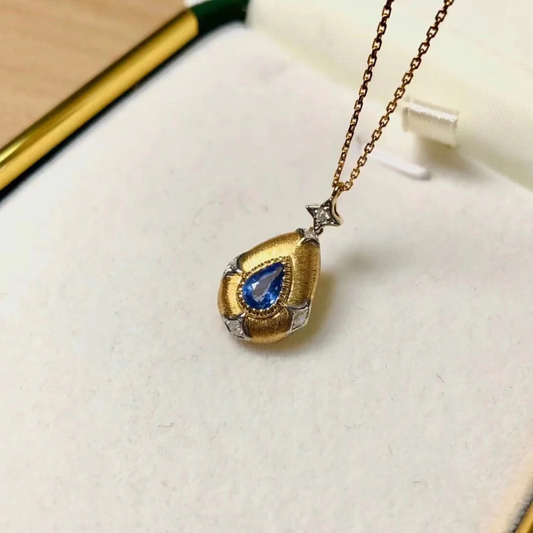 18K Gold Sapphire Cornflower Necklace: The Essence of Elegance