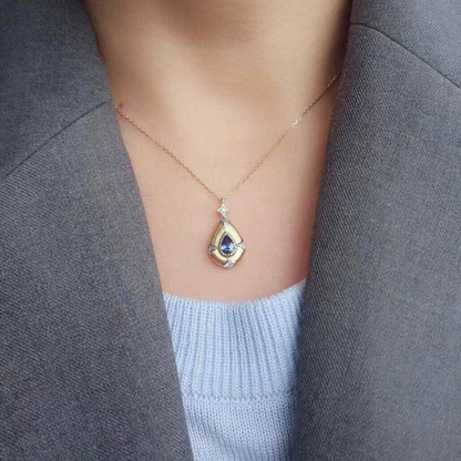 18K Gold Sapphire Cornflower Necklace: The Essence of Elegance