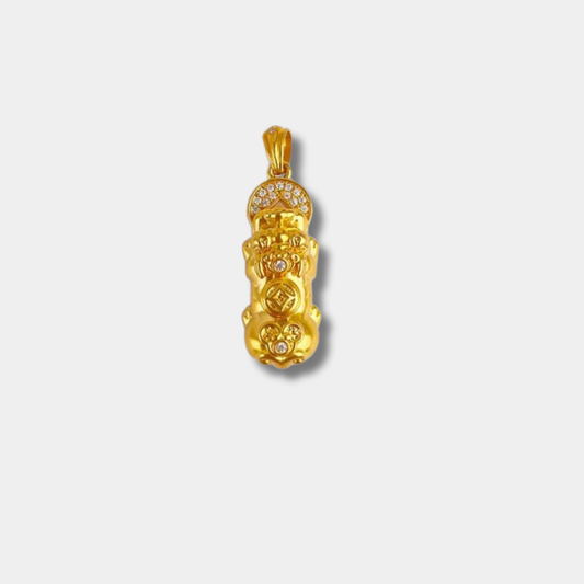 Lucky Pi Xiu Gold Pendant – Moissanite Inlaid with 5D Cyan-Free Design, Featuring a Coin Pattern