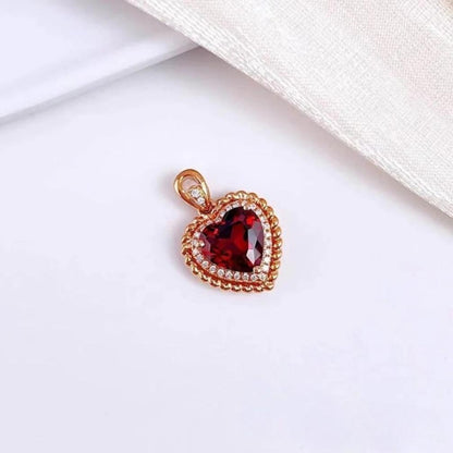 Minimalist Garnet Heart Pendant — 18K Gold with Certified Natural Gemstone (Chain Not Included)