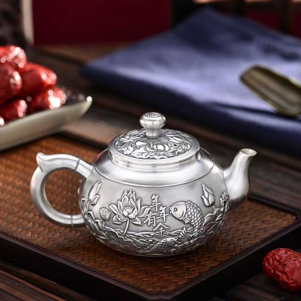 tea ceremony silver set – gift box edition (abundance year after year)
