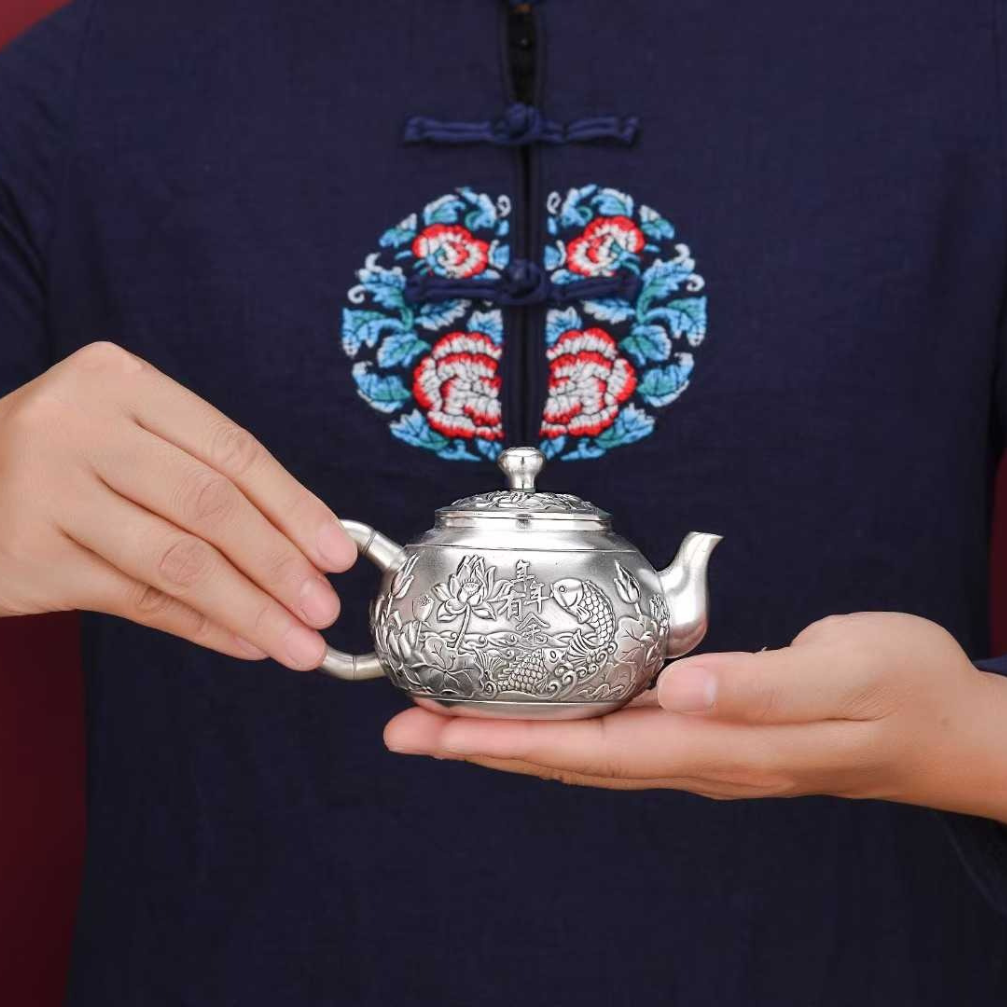 tea ceremony silver set – gift box edition (abundance year after year)