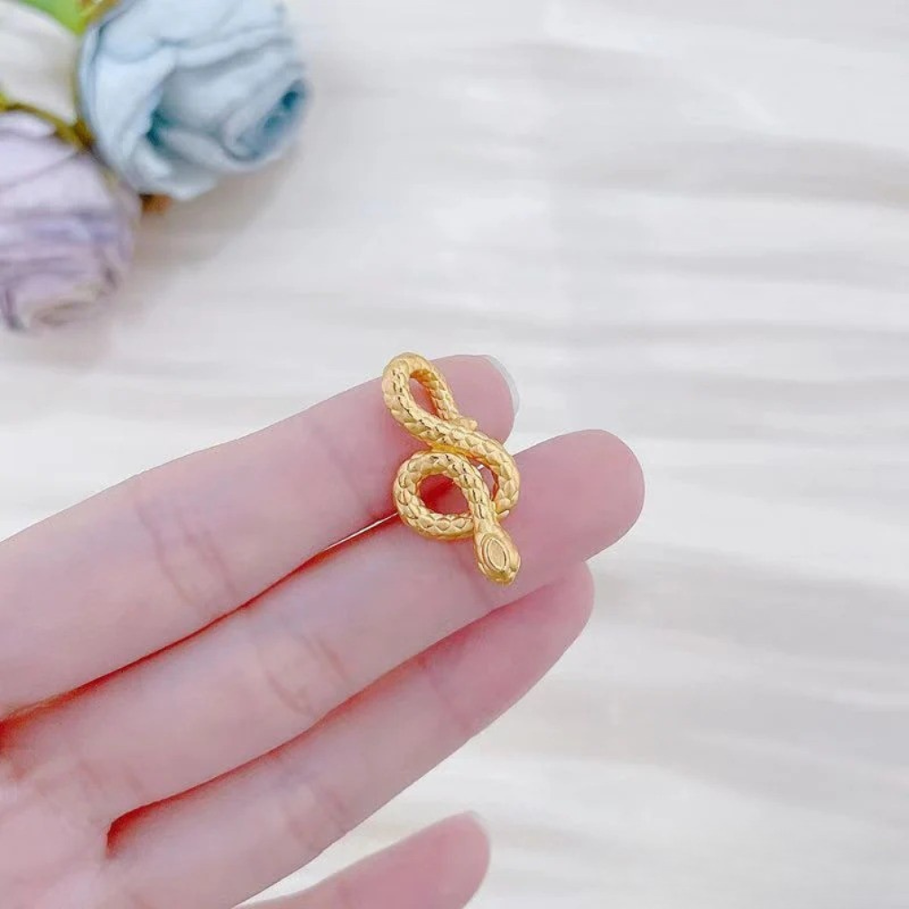 year of the snake 3d solid gold 999 hollow snake pendant – snake dance edition